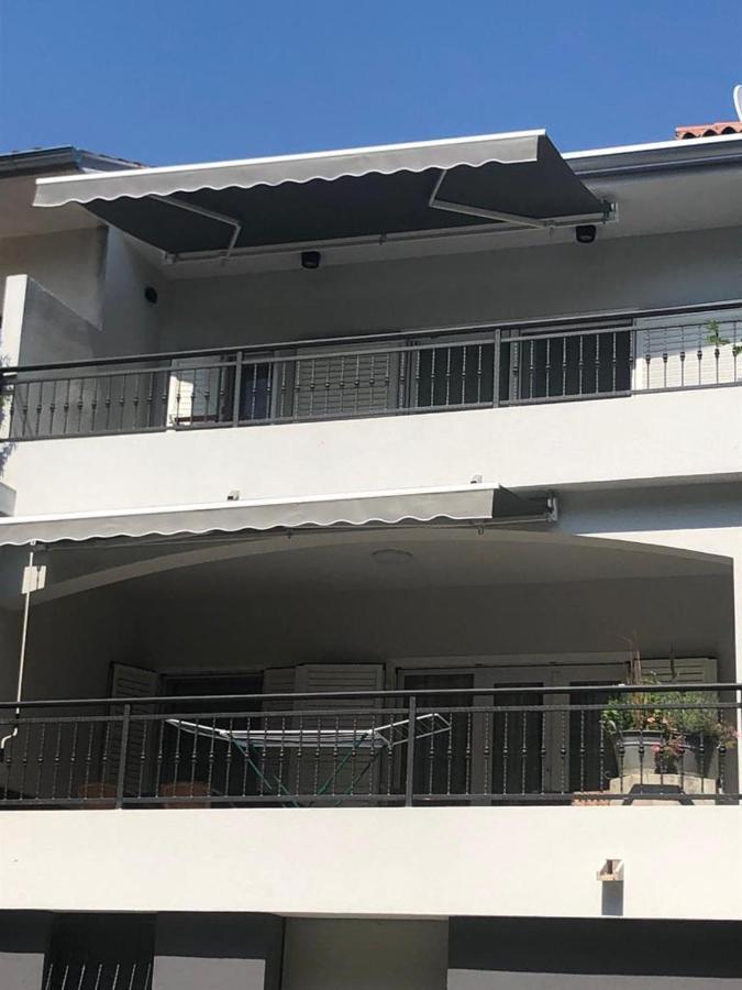 Apartment Lena Cizici Luaran gambar